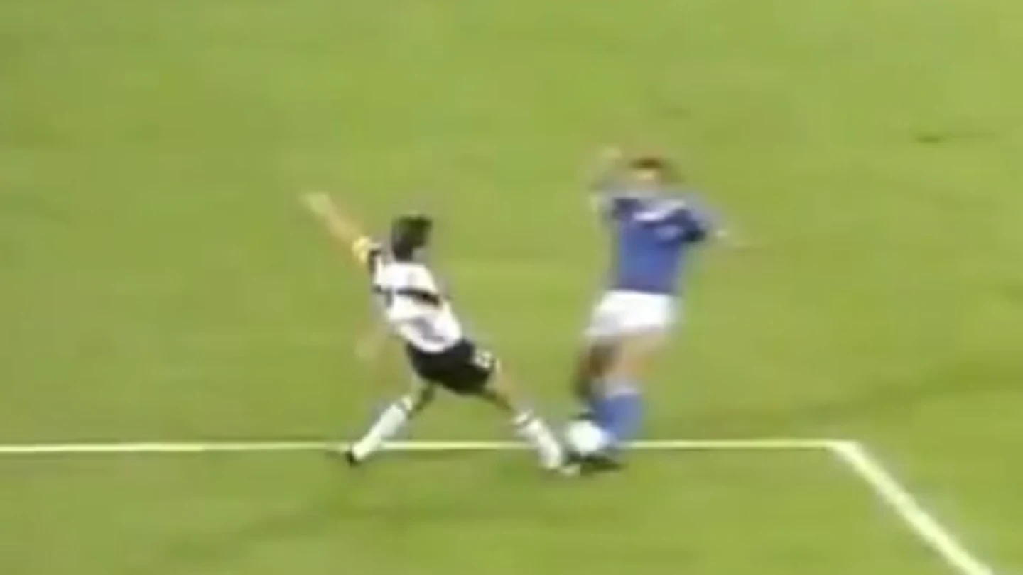 Penalti no pitado en la final del Mundial 1990 Penalti no pitado en la final del Mundial 1990