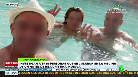 Se cuelan en la piscina de un hotel en pleno confinamiento y la Policía les pilla por haberlo publicado en sus redes sociales Se cuelan en la piscina de un hotel en pleno confinamiento y la Policía les pilla por haberlo publicado en sus redes sociales