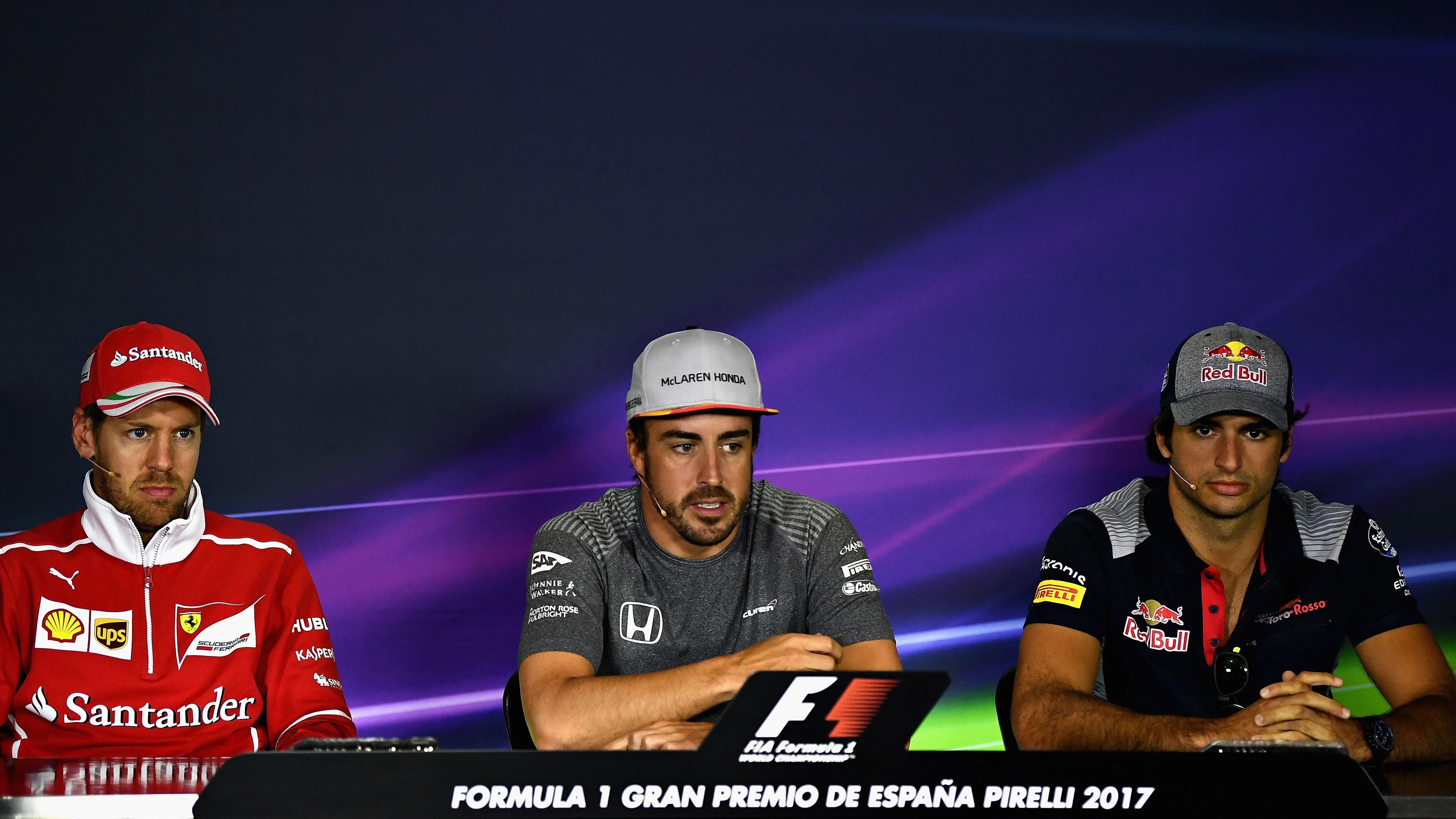 Sebastian Vettel, Fernando Alonso y Carlos Sainz