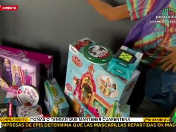 La Fundación Aladina reparte más de 3.000 juguetes por el Día del Niño Hospitalizado para "regalar sonrisas" La Fundación Aladina reparte más de 3.000 juguetes por el Día del Niño Hospitalizado para "regalar sonrisas"