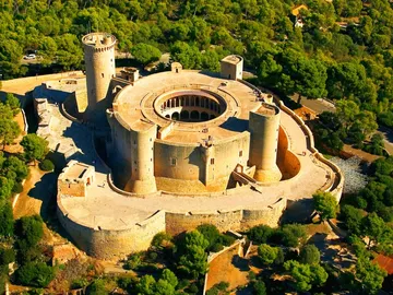 Castillo de Bellver Castillo de Bellver