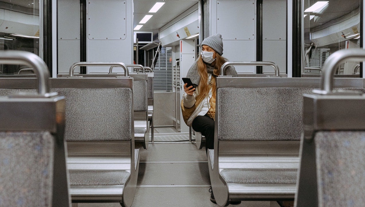 La concentración de partículas y el tiempo de exposición son dos factores claves de contagio