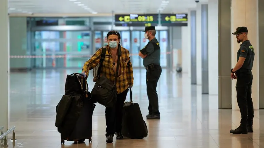 Llegada de pasajeros al aeropuerto de Barcelona