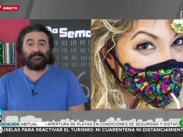 El Sevilla advierte de "los daños colaterales" de beber en pajita con mascarilla El Sevilla advierte de "los daños colaterales" de beber en pajita con mascarilla