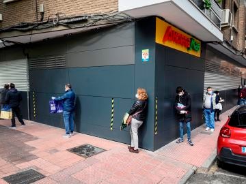 Horarios de desescalada en los supermercados de España Horarios de desescalada en los supermercados de España