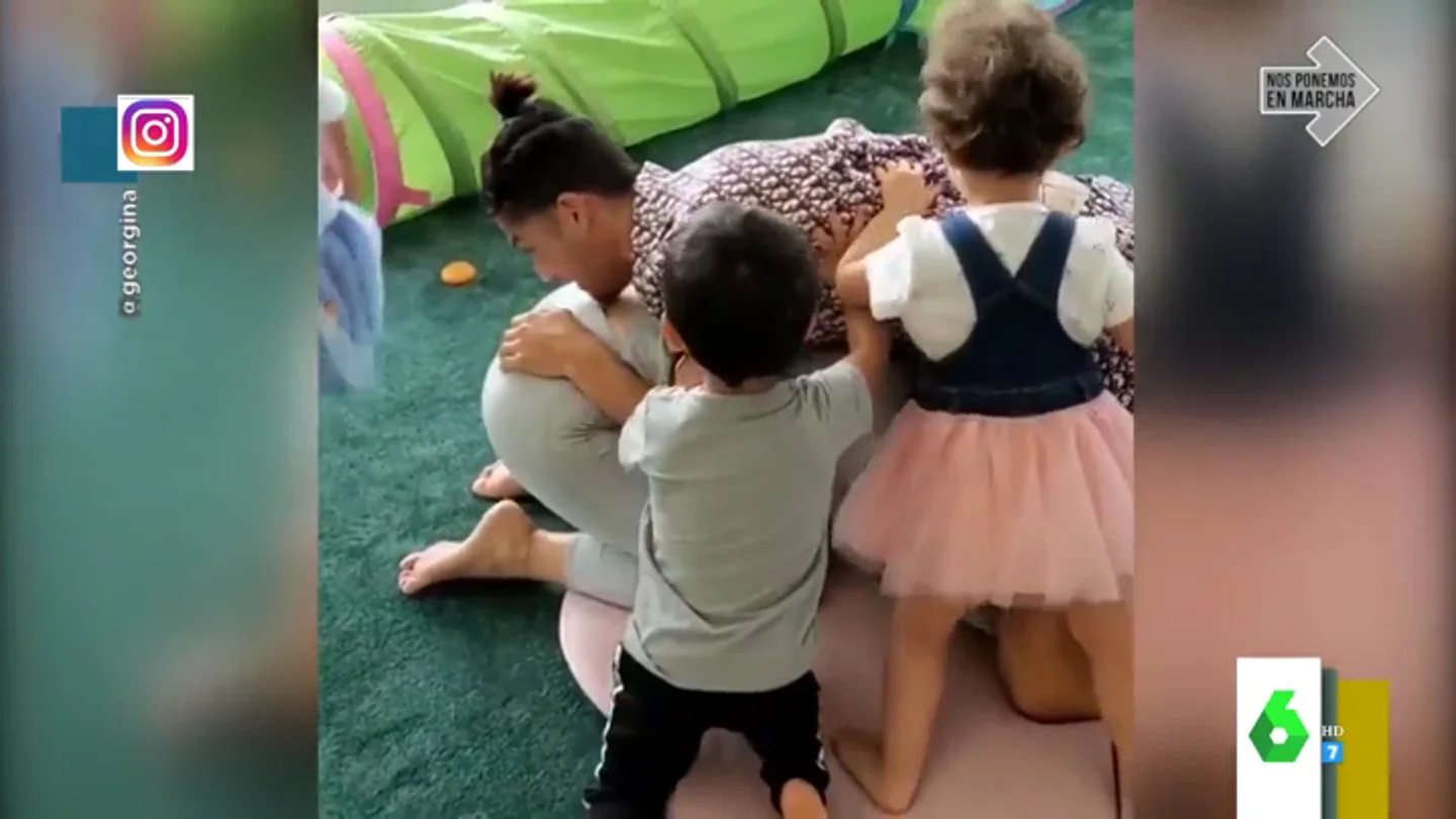El tierno vídeo de Cristiano Ronaldo y Georgina Rodríguez con sus hijos El tierno vídeo de Cristiano Ronaldo y Georgina Rodríguez con sus hijos