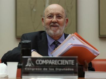 El presidente del Centro de Investigaciones Sociológicas comparece en la Comisión Constitucional del Congreso de los Diputados. El presidente del Centro de Investigaciones Sociológicas comparece en la Comisión Constitucional del Congreso de los Diputados.