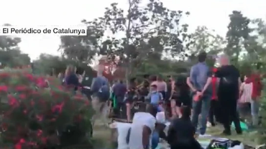 Imagen del macrobotellón en Barcelona Imagen del macrobotellón en Barcelona