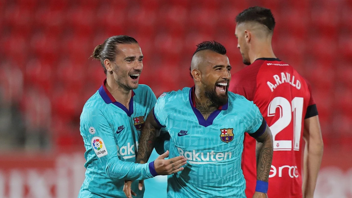 Antoine Griezmann, con Arturo Vidal Antoine Griezmann, con Arturo Vidal