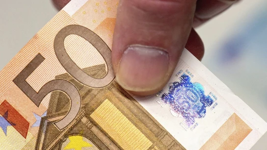 Imagen de archivo de un billete de 50 euros Imagen de archivo de un billete de 50 euros