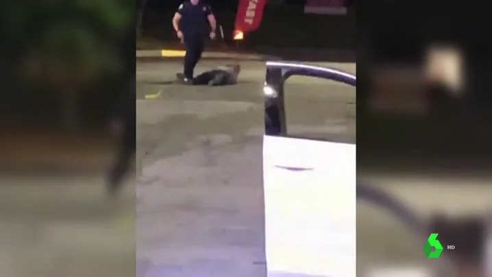 Dimite la jefa de Policía de Atlanta después de que un agente matase a otro joven negro 