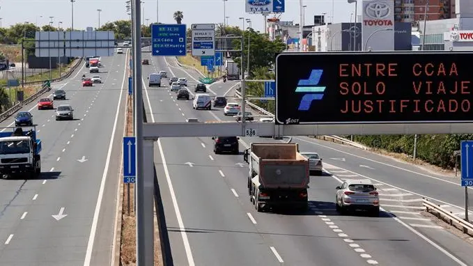 Tráfico en la Autovía-S30 a la salida de Sevilla