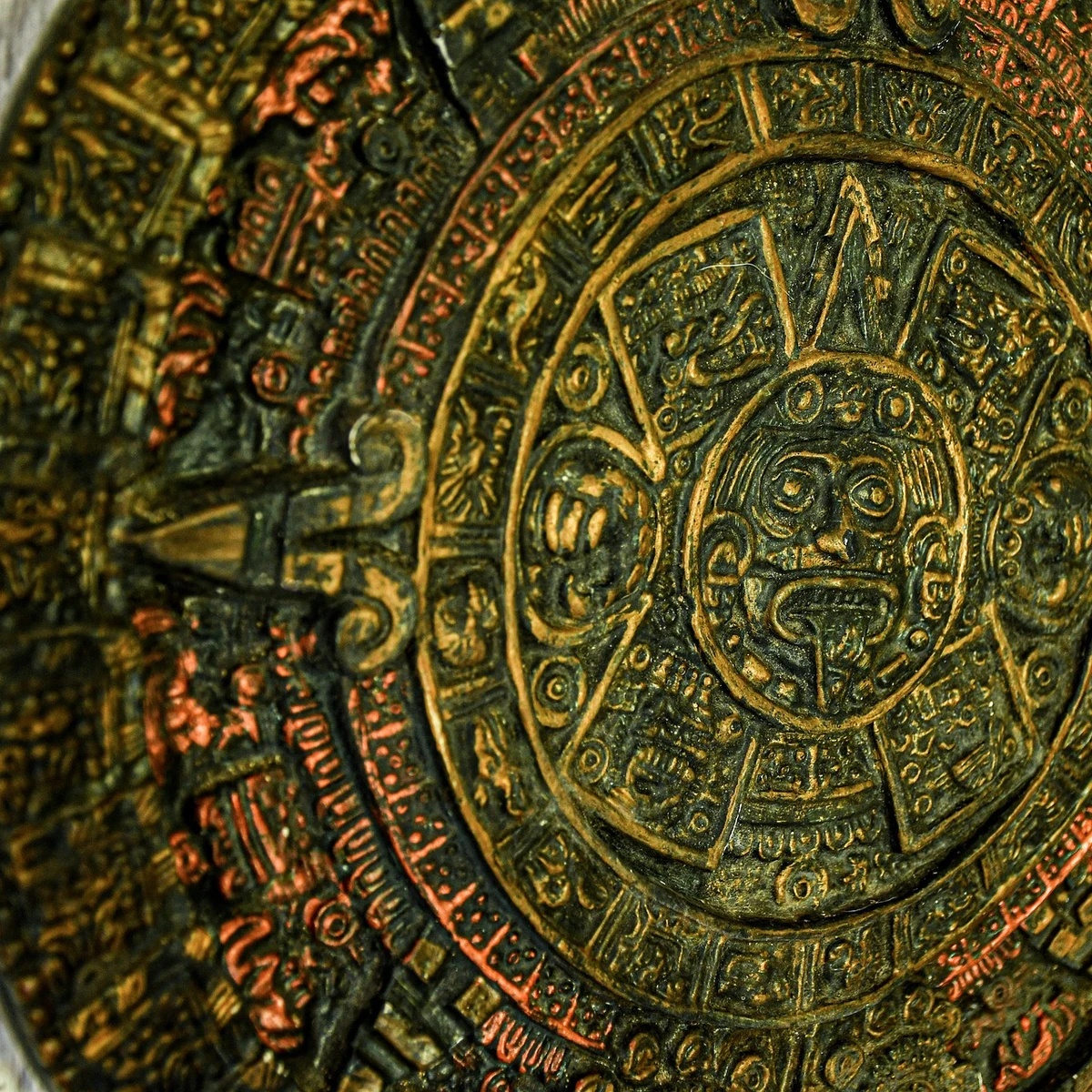 Календарь майя автор. Календарь Майя конец света 2023. Слот древних Майя.