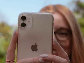 iPhone 11 iPhone 11