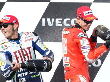 Valentino Rossi y Casey Stoner Valentino Rossi y Casey Stoner