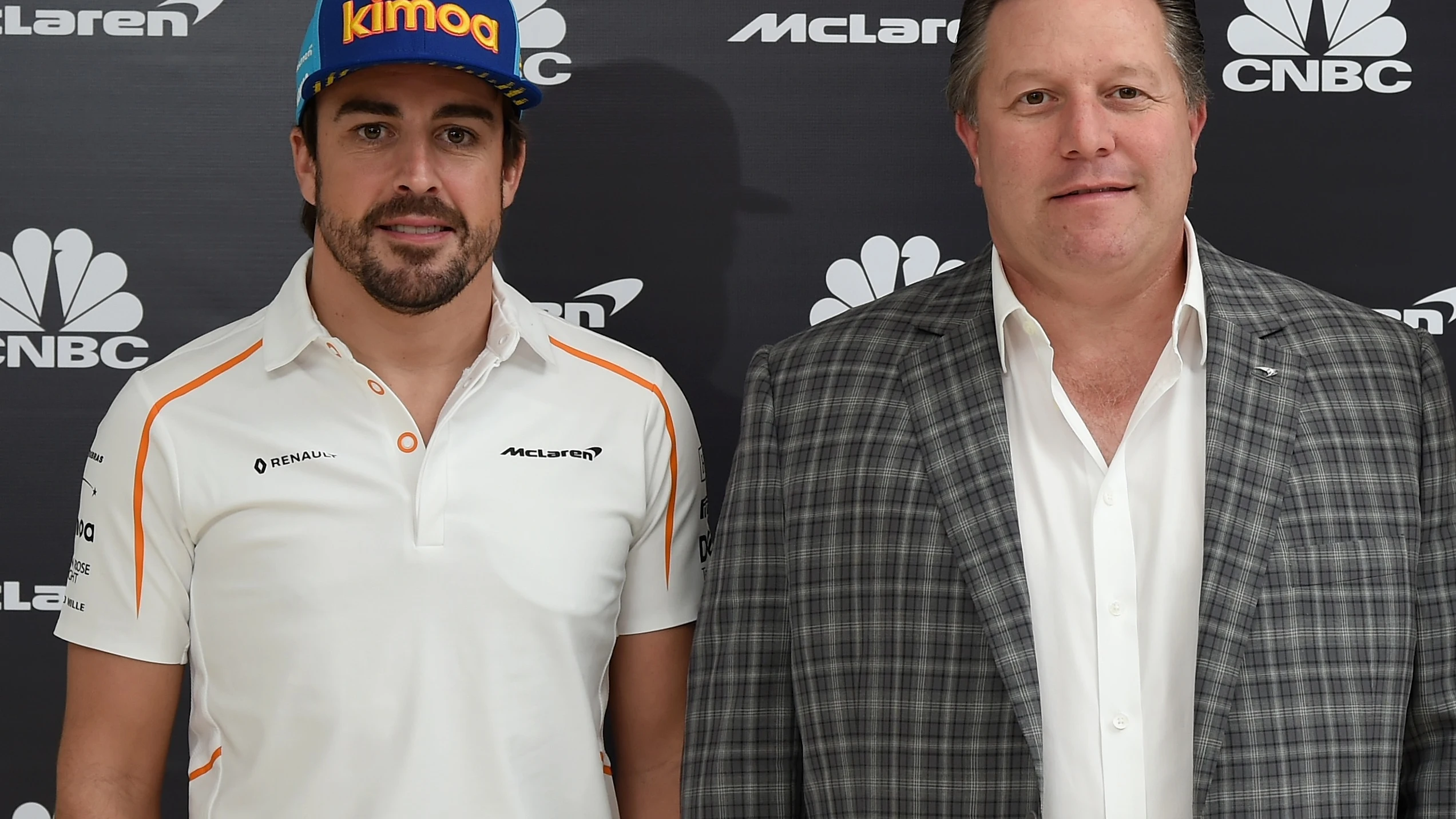 Fernando Alonso y Zak Brown