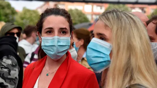 La diputada de Vox Rocío de Meer durante un mitin de la campaña. La diputada de Vox Rocío de Meer durante un mitin de la campaña.