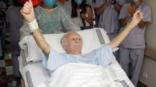 Marcos González de 63 años sale de la UCI tras 101 días ingresado por coronavirus. Marcos González de 63 años sale de la UCI tras 101 días ingresado por coronavirus.