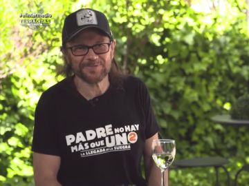 Santiago Segura desvela por qué no se quita Twitter, aunque hasta por un 'Buenos días' sea "Vapuleado y criticado" Santiago Segura desvela por qué no se quita Twitter, aunque hasta por un 'Buenos días' sea "Vapuleado y criticado"