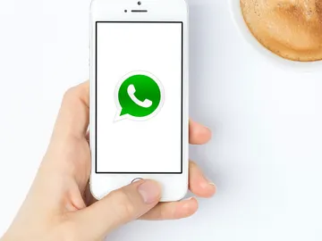 WhatsApp WhatsApp