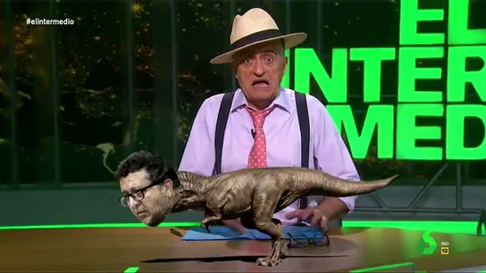 Así es el Serranosaurus, el expolítico de Vox cuya ideología "tiene millones de años" Así es el Serranosaurus, el expolítico de Vox cuya ideología "tiene millones de años"