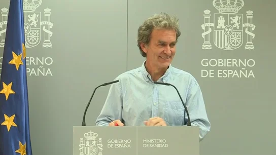 Fernando Simón no puede contener la risa al ser preguntado por su posado en moto para una revista: "Es graciosa" Fernando Simón no puede contener la risa al ser preguntado por su posado en moto para una revista: "Es graciosa"