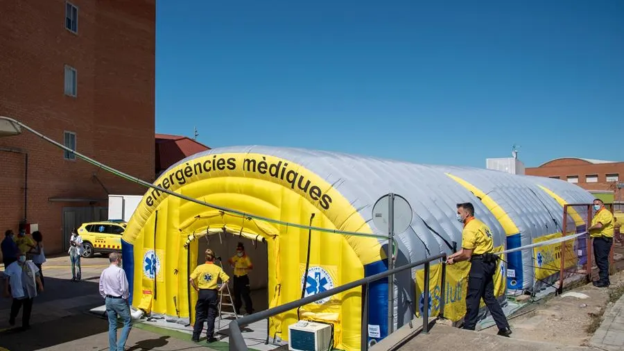 Hospital de campaña instalado en Lleida