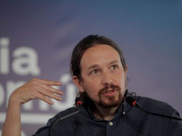 Iglesias minimiza las discrepancias dentro del Gobierno: "Claro que hay diferencias, la gente no es idiota" Iglesias minimiza las discrepancias dentro del Gobierno: "Claro que hay diferencias, la gente no es idiota"