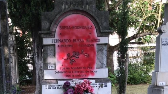 Vandalizan la tumba de Fernando Buesa Vandalizan la tumba de Fernando Buesa