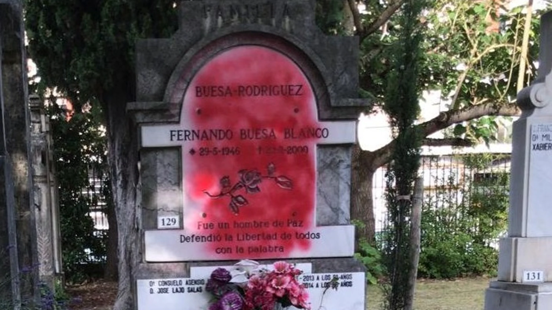 Vandalizan la tumba de Fernando Buesa