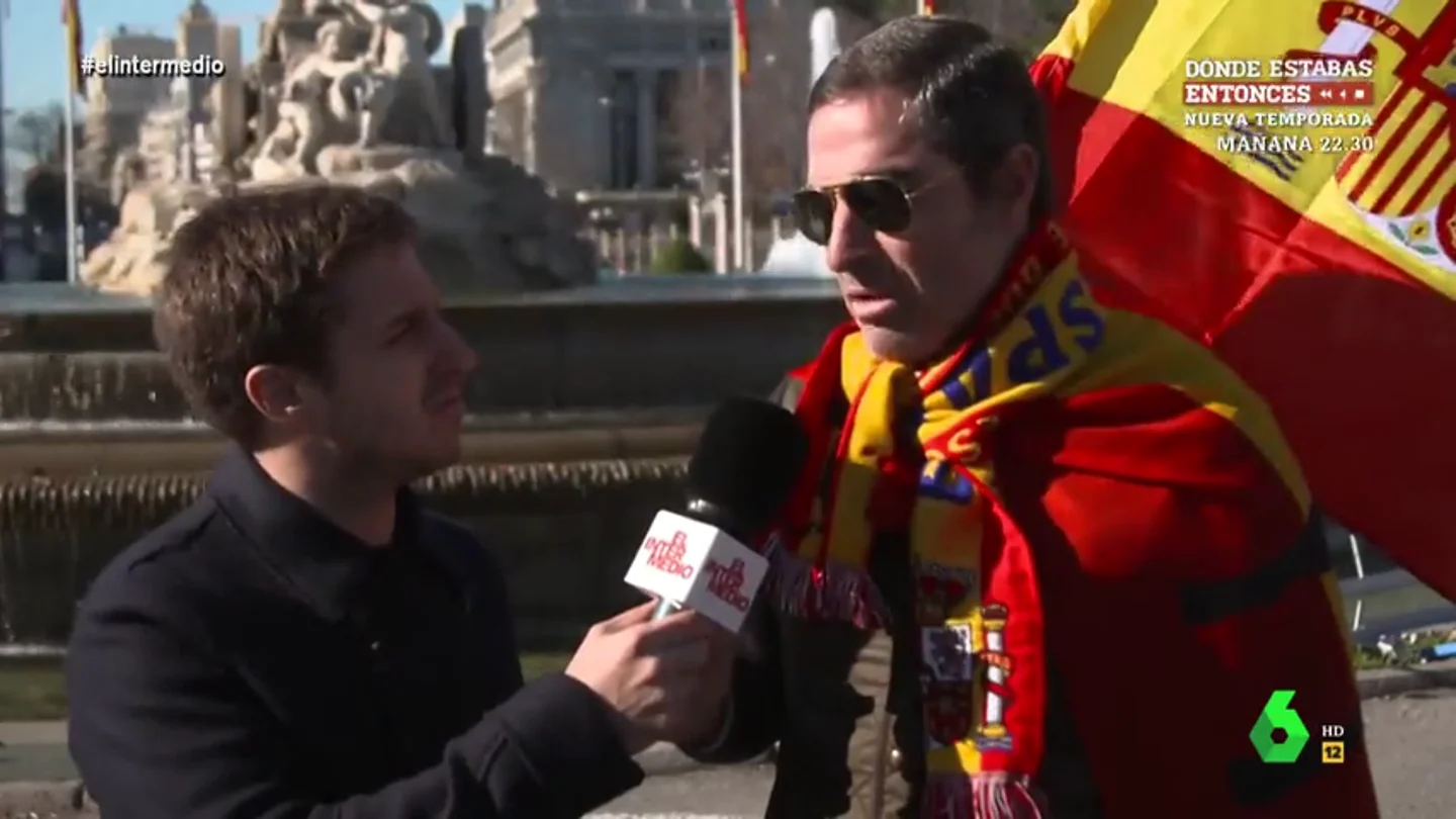 El discurso de un simpatizante de Vox que tacha de "golpe de Estado" al Gobierno de coalición: "Lo que hizo Franco fue salvar a España" El discurso de un simpatizante de Vox que tacha de "golpe de Estado" al Gobierno de coalición: "Lo que hizo Franco fue salvar a España"