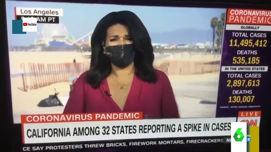 El 'espectáculo' de una mujer al ponerse a "hacer sus necesidades" detrás de una reportera en pleno directo El 'espectáculo' de una mujer al ponerse a "hacer sus necesidades" detrás de una reportera en pleno directo