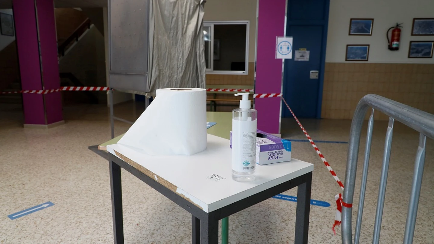 Imagen de un colegio donde se podrá ejercer el voto en las elecciones autonómicas de este domingo Imagen de un colegio donde se podrá ejercer el voto en las elecciones autonómicas de este domingo