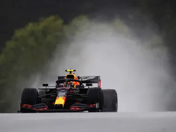 Alexander Albon no pudo seguir los pasos de Verstappen Alexander Albon no pudo seguir los pasos de Verstappen