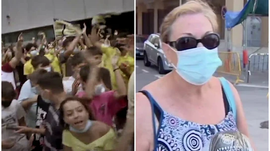 La afición del Cádiz y una gaditana La afición del Cádiz y una gaditana