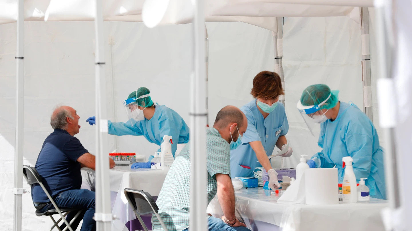 Test de coronavirus. Los vecinos de Ordizia (Gipúzkoa) haciéndose pruebas de coronavirus