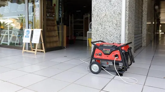 Un generador provee de energía a un negocio en Tenerife Un generador provee de energía a un negocio en Tenerife