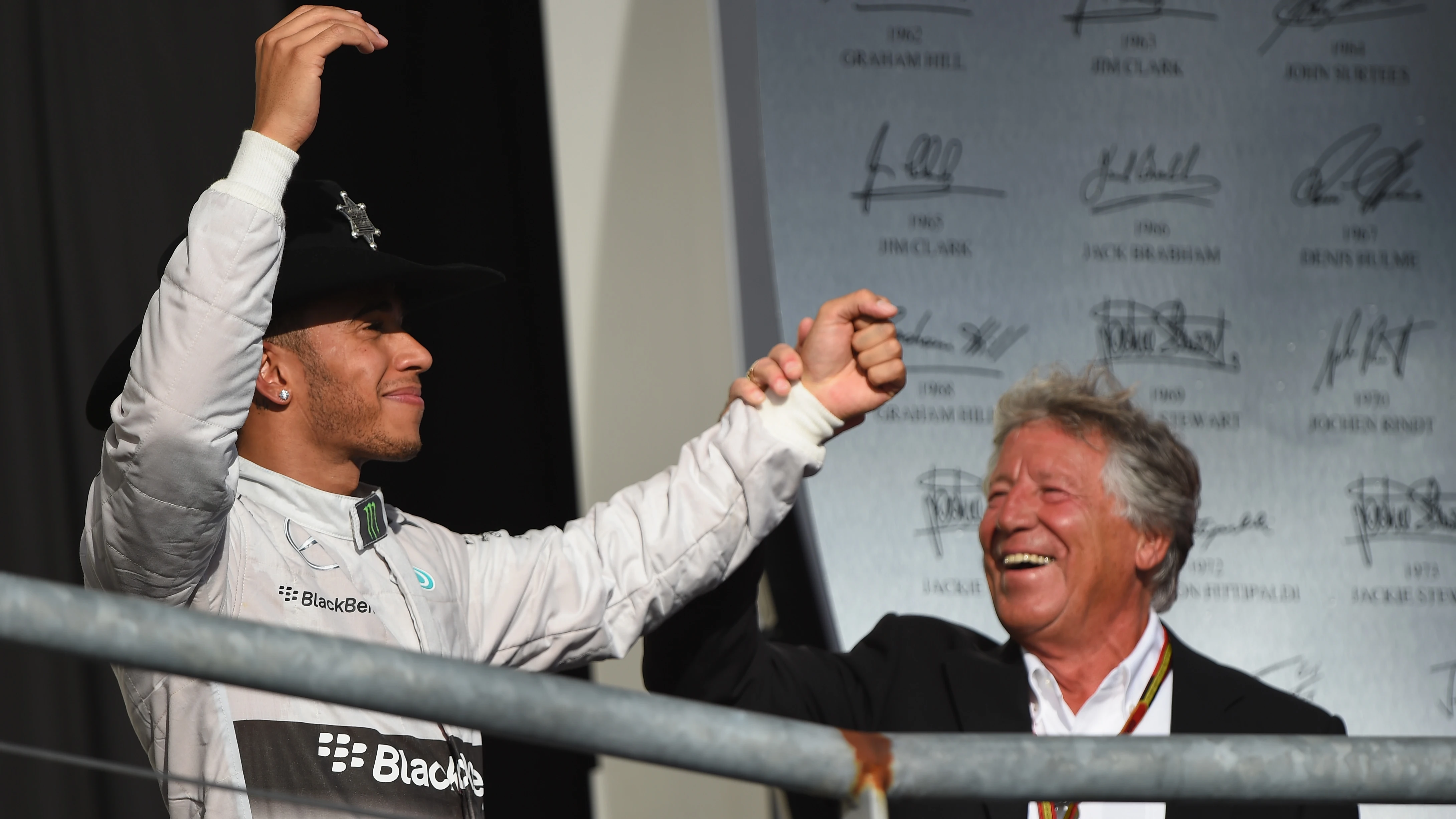 Lewis Hamilton y Mario Andretti