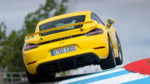 Porsche 718 Cayman GT4 2020 Porsche 718 Cayman GT4 2020