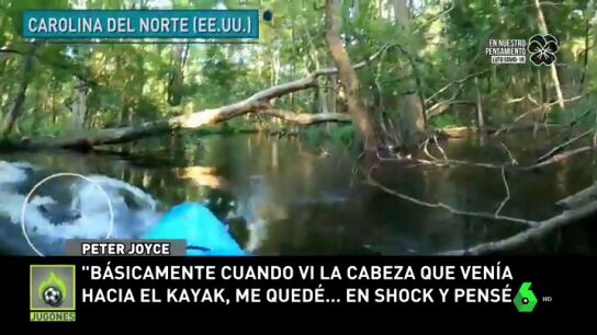 El aterrador momento en el que un kayakista es atacado por un caim&aacute;n