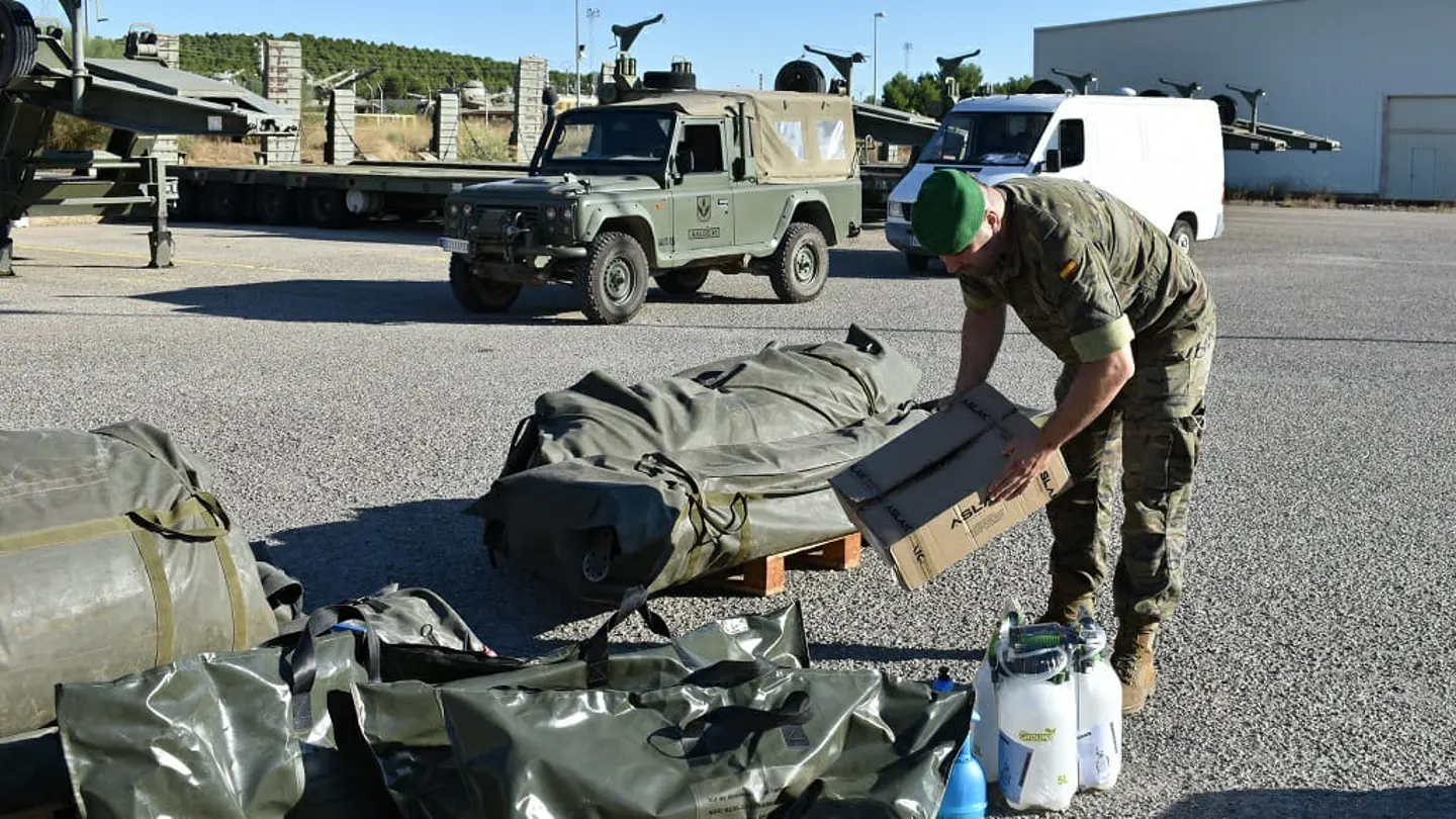 El Ejército se despliega en Albalate para prestar apoyo por un brote de Covid El Ejército se despliega en Albalate para prestar apoyo por un brote de Covid
