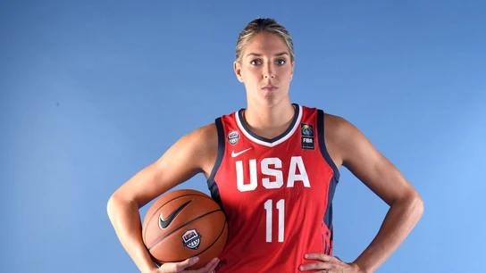 Delle Donne, con la selección estadounidense de baloncesto femenino Delle Donne, con la selección estadounidense de baloncesto femenino