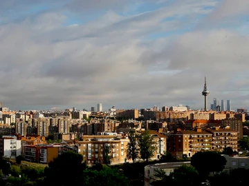 Vista del icónico Pirulí en Madrid