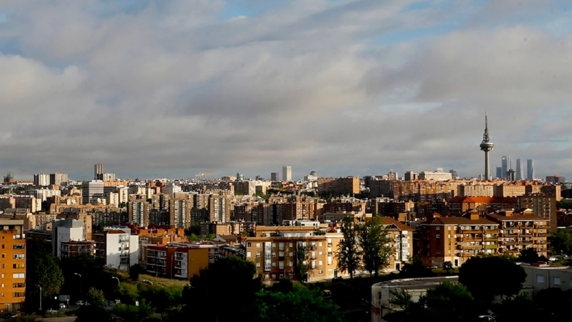 Vista del icónico Pirulí en Madrid