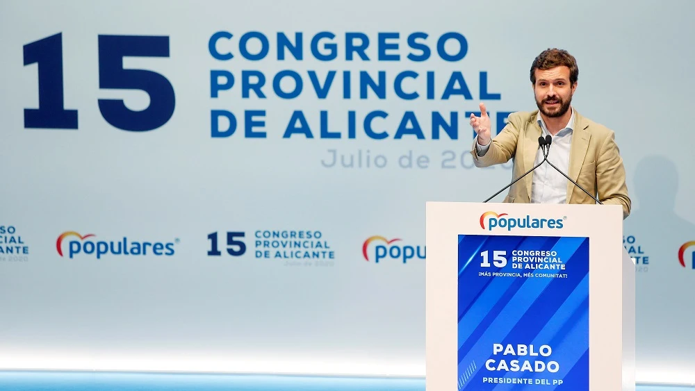 asado pronuncia un discurso durante la clausura del decimoquinto congreso provincial del PP de Alicante