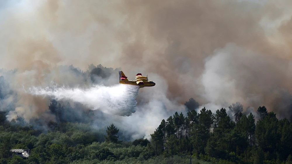 Imagen del incendio en Ourense