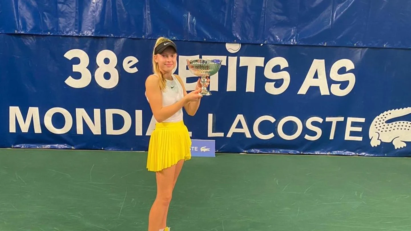 Brenda Fruhvirtova Brenda Fruhvirtova