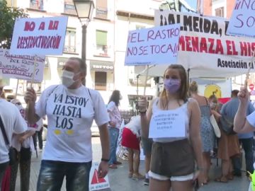 Los comerciantes protestan contra el cambio de ubicación del Rastro Los comerciantes protestan contra el cambio de ubicación del Rastro