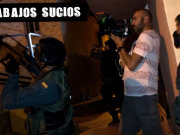 Juan Santander, cámara de La Sexta, durante una operación antidroga del GAR de la Guardia Civil en Ceuta Juan Santander, cámara de La Sexta, durante una operación antidroga del GAR de la Guardia Civil en Ceuta