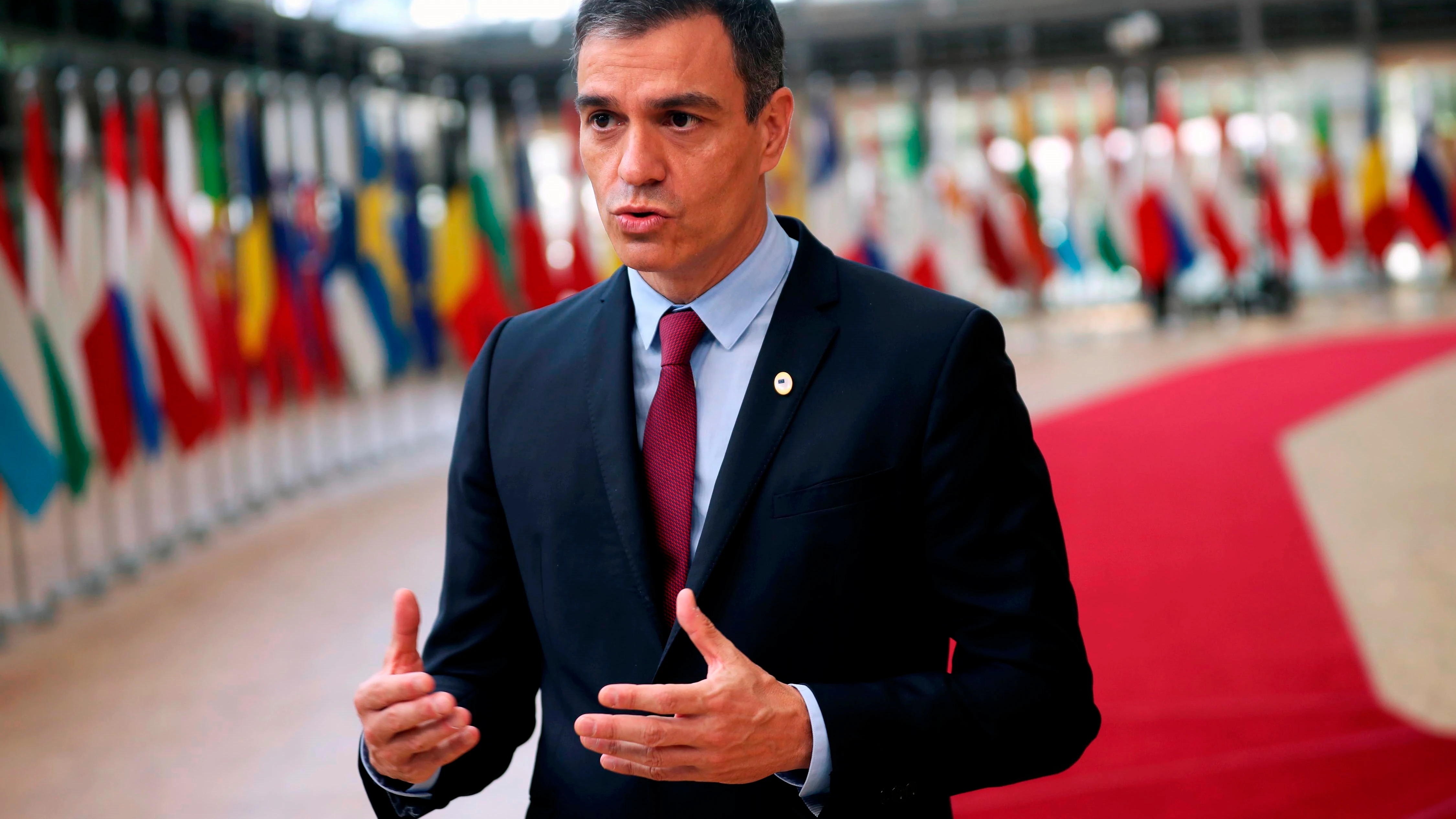 Pedro Sánchez a su llegada a la cumbre europea